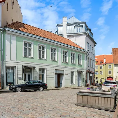 Vakantiehuis Old Town Silent Garden House *