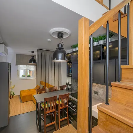 Old Town Silent Garden House Tallin