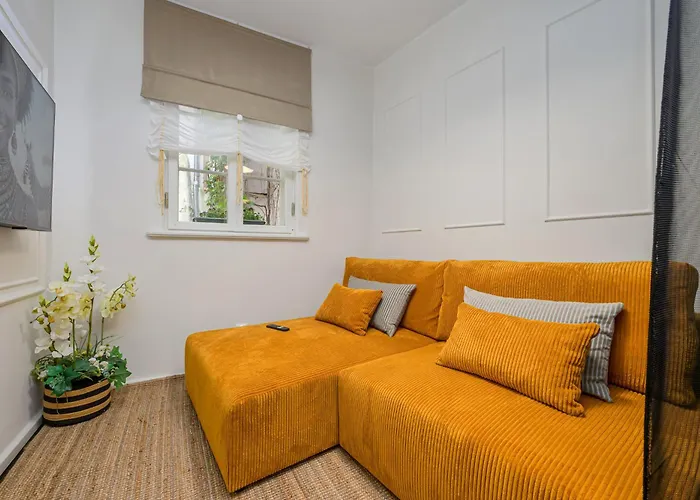 Vakantiehuis Old Town Silent Garden House Tallinn