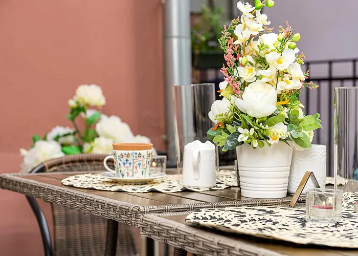 Old Town Silent Garden House Дом отдыха