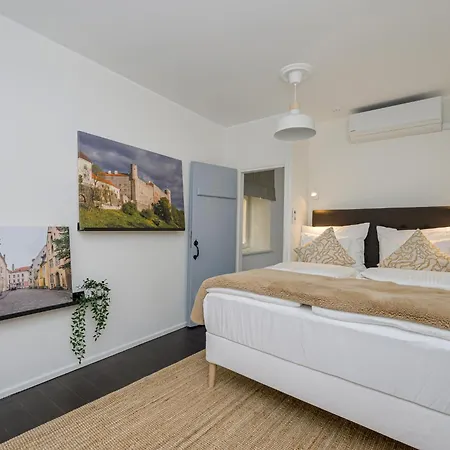 Дом отдыха Old Town Silent Garden House *